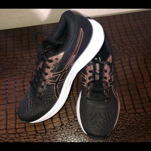 Women ASICS Gel Excite7 Size9 RoseGold Black NWOT